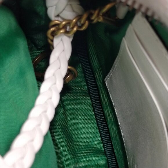 Authentic Gucci White Canvas Shoulder Bag mon962-110525 - Picture 12 of 16